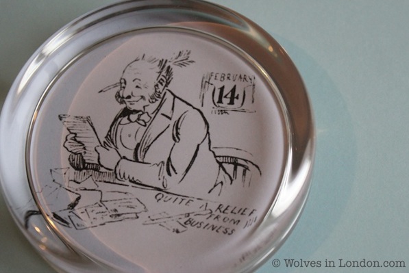 Make your own Valentine's paperweights