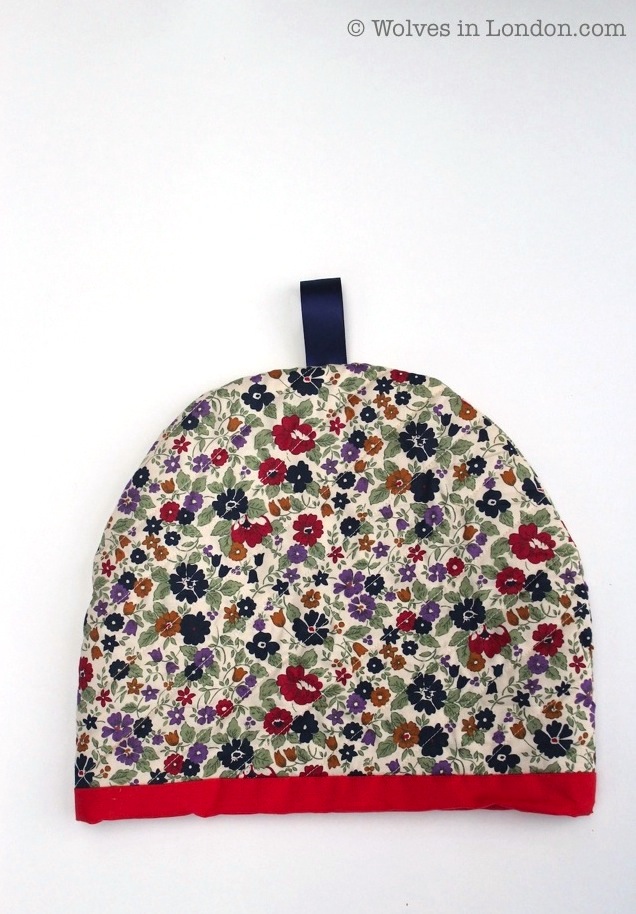 Quilted floral cosy | Wolves in London
