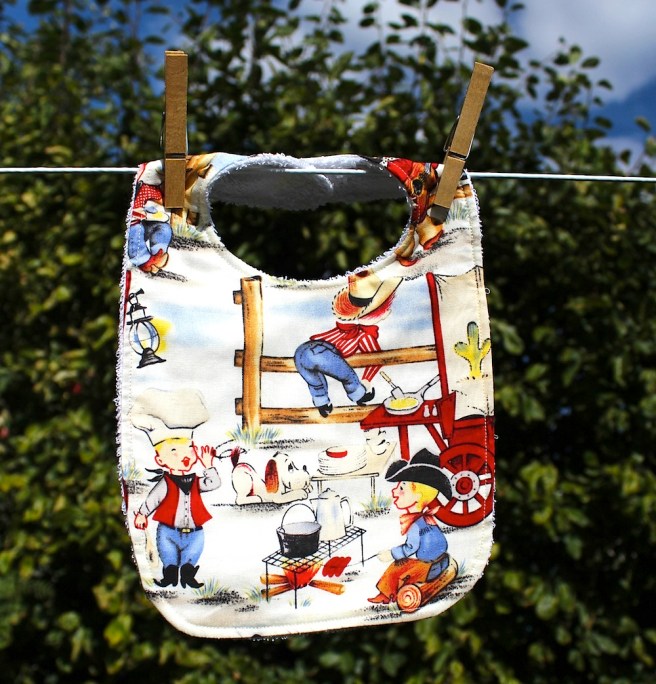 Baby bib tutorial and pattern