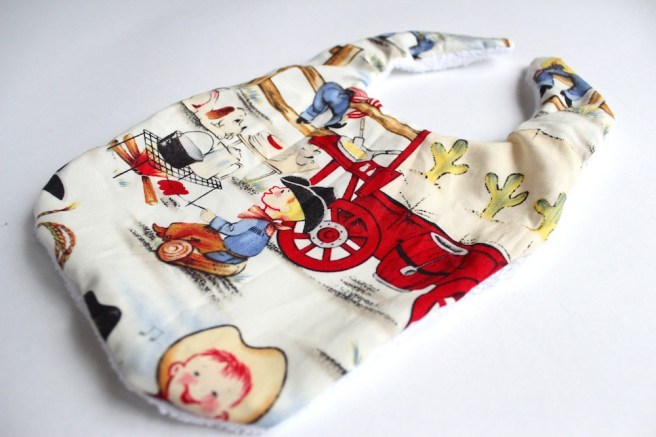 Baby bib tutorial