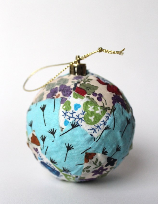 DIY fabric baubles
