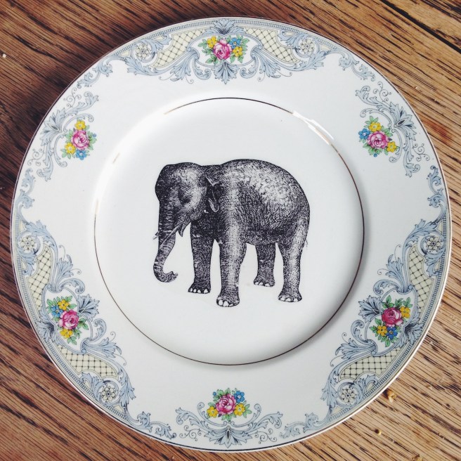 Homemade wedding plate | Wolves in London