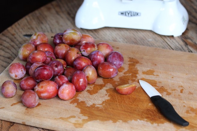 Spicy plum chutney recipe | Wolves in London