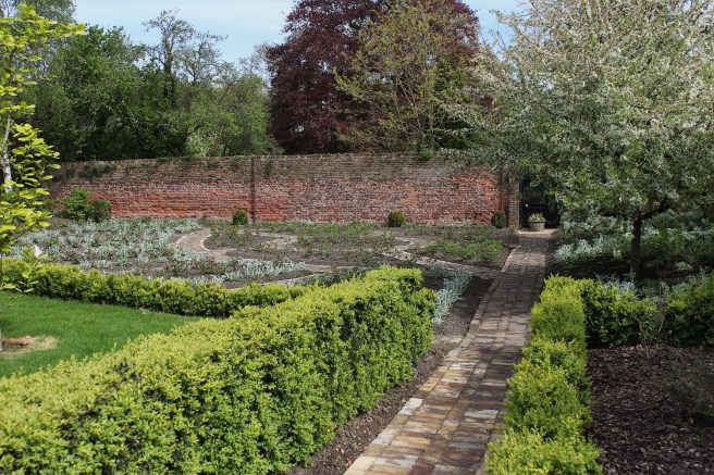 Eltham Palace gardens | Wolves in London
